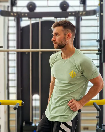 Playera oversize gym verde salvia
